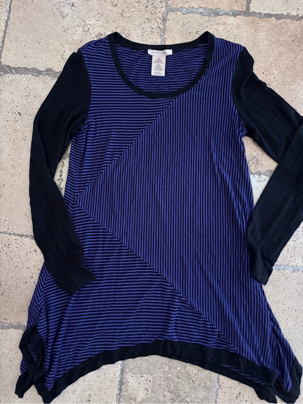 Philosophy Asymmetrical Shark Bite Stripe Comfy Stretch Long Sleeve Tunic Mediu